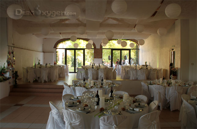 Jeu des 12 mois, ou chaises musicales